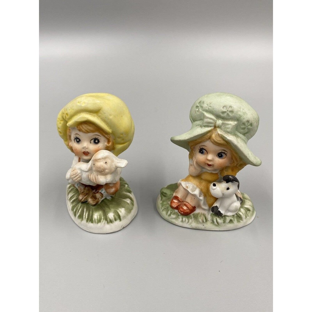Vtg Artmark Set Of 2 Ceramic Hand‎ Painted Girl & Boy 3” Figurines In Bonnet Hat